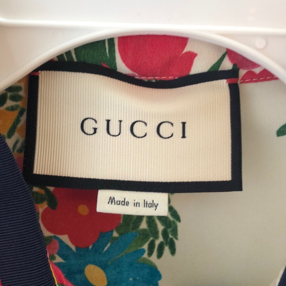 Authentic Gucci floral shirt button front blouse - Picture 7 of 16